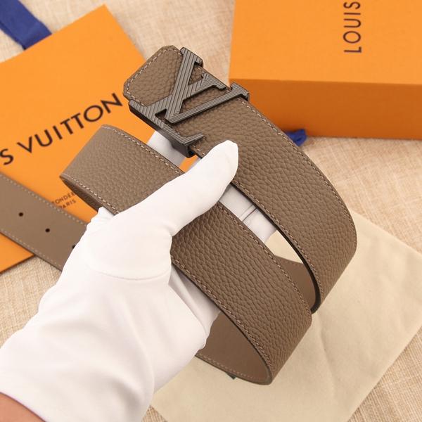 激安ルイヴィトンベルト着用イメージ